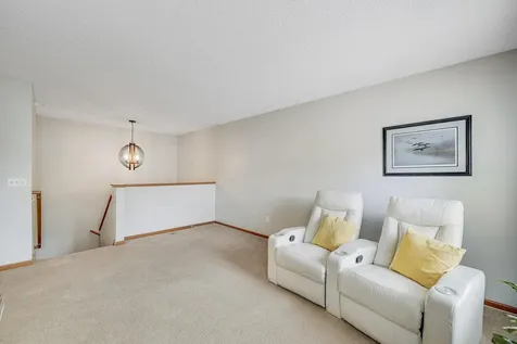 4926 Bisset Lane Inver Grove Heights MN 55076