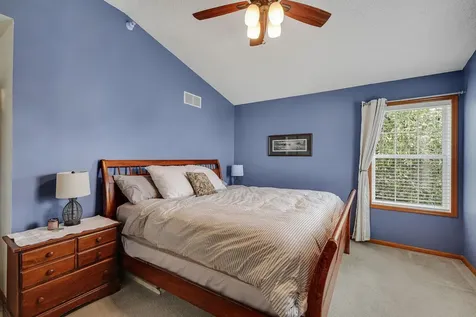 4926 Bisset Lane Inver Grove Heights MN 55076