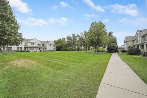 4926 Bisset Lane Inver Grove Heights MN 55076