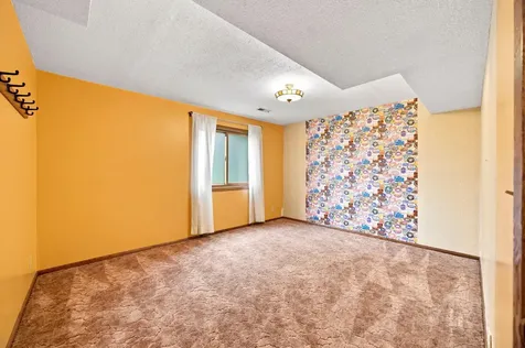 631 Transit Avenue W Roseville MN 55113