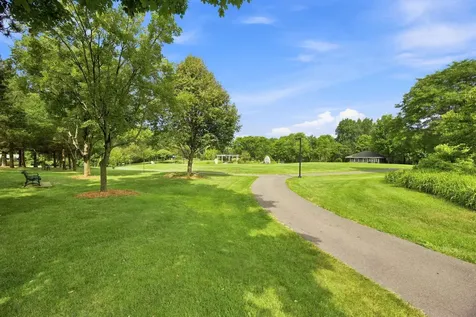 631 Transit Avenue W Roseville MN 55113