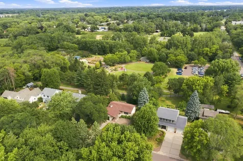 631 Transit Avenue W Roseville MN 55113