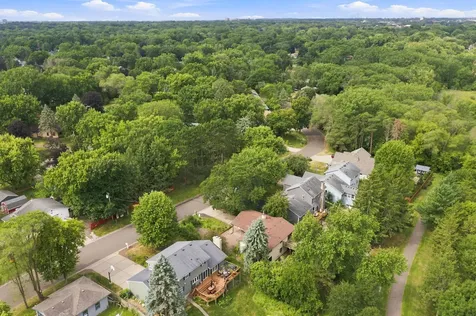 631 Transit Avenue W Roseville MN 55113