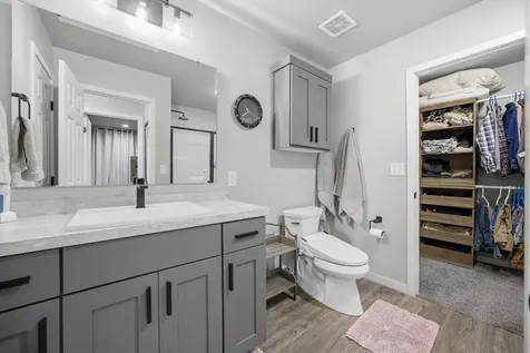 5848 Deb Drive W West Fargo ND 58078