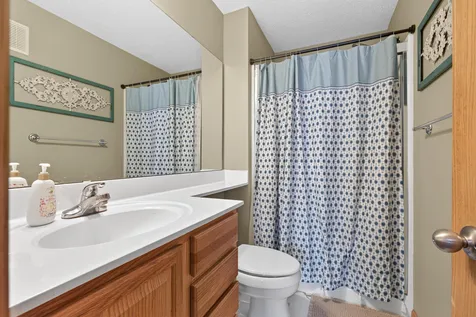 20053 Heritage Drive Lakeville MN 55044