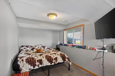 20053 Heritage Drive Lakeville MN 55044