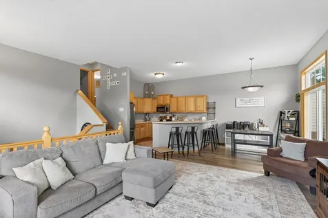20053 Heritage Drive Lakeville MN 55044
