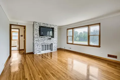 900 W 84th Street Bloomington MN 55420