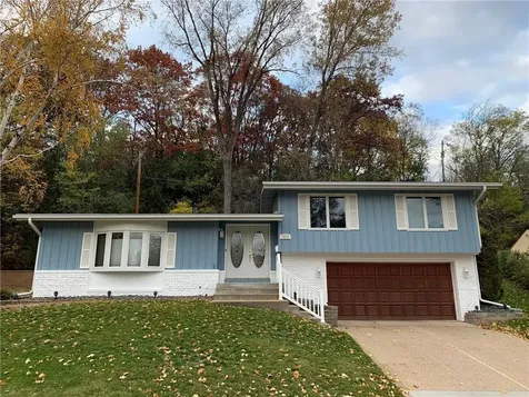 1516 Maywood Drive South Saint Paul MN 55075