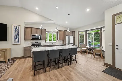 15824 Cicerone Path Rosemount MN 55068