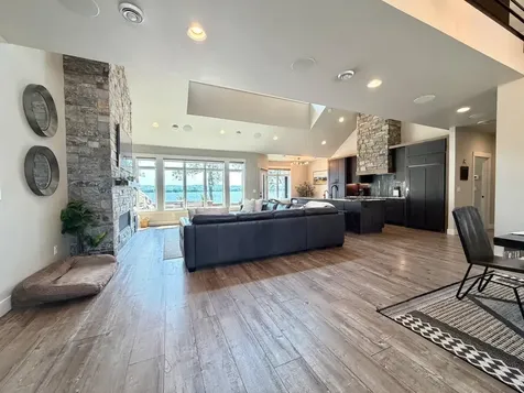 25274 Newport Beach Road Detroit Lakes MN 56501