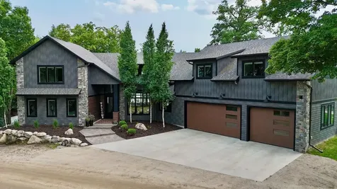 25274 Newport Beach Road Detroit Lakes MN 56501