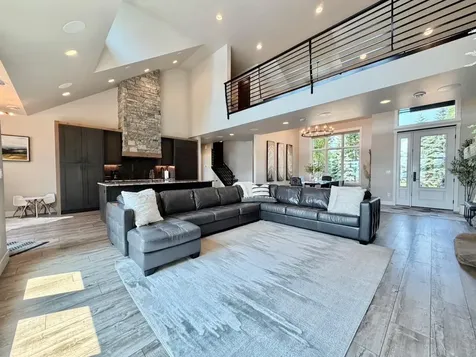 25274 Newport Beach Road Detroit Lakes MN 56501