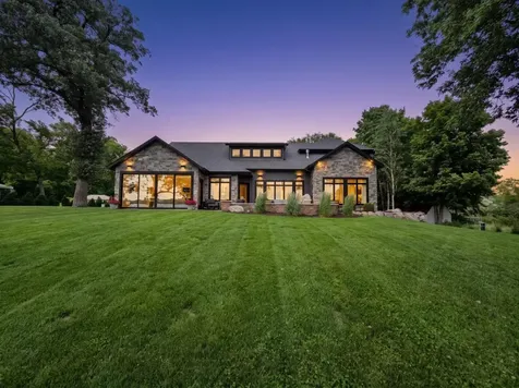 25274 Newport Beach Road Detroit Lakes MN 56501