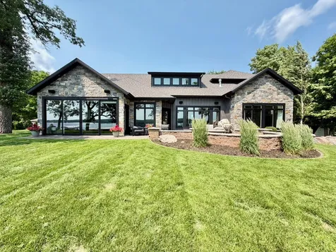25274 Newport Beach Road Detroit Lakes MN 56501