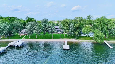 25274 Newport Beach Road Detroit Lakes MN 56501