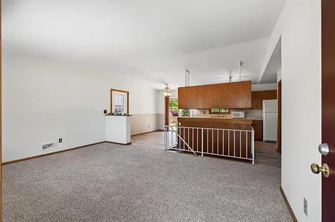 7817 67th Avenue N Brooklyn Park MN 55428