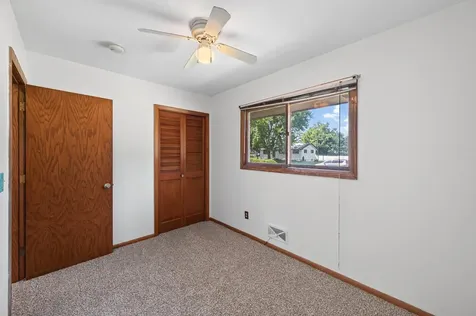 7817 67th Avenue N Brooklyn Park MN 55428