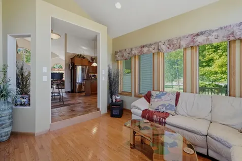 41 Westwood Drive Mayville ND 58257