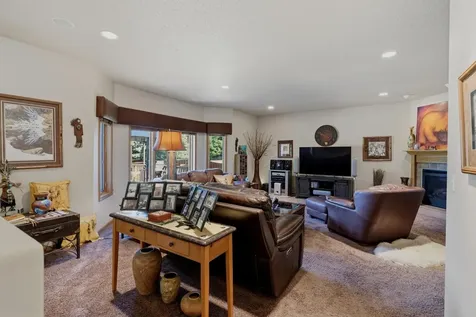 41 Westwood Drive Mayville ND 58257
