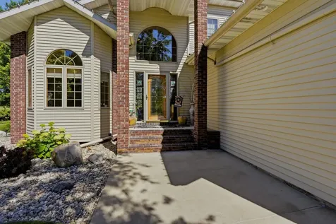 41 Westwood Drive Mayville ND 58257