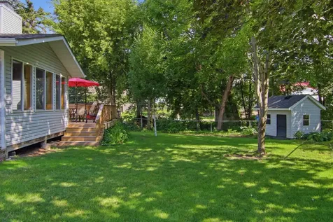 2295 Ariel Court N North Saint Paul MN 55109