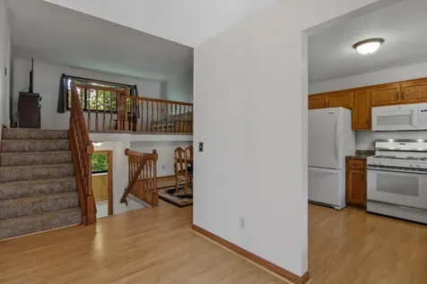 2295 Ariel Court N North Saint Paul MN 55109