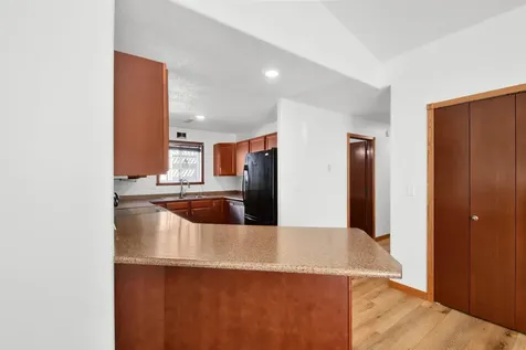 2853 35th Street S Moorhead MN 56560