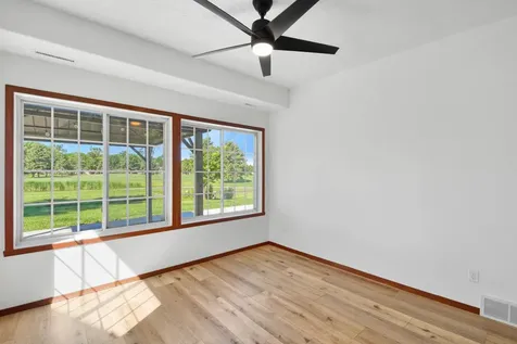 2853 35th Street S Moorhead MN 56560