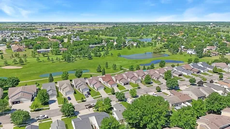 2853 35th Street S Moorhead MN 56560