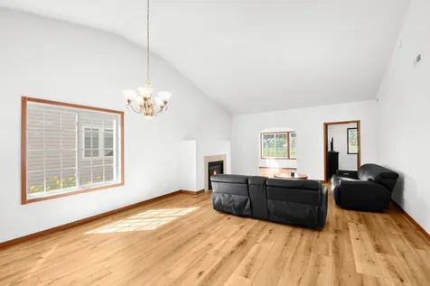 2853 35th Street S Moorhead MN 56560