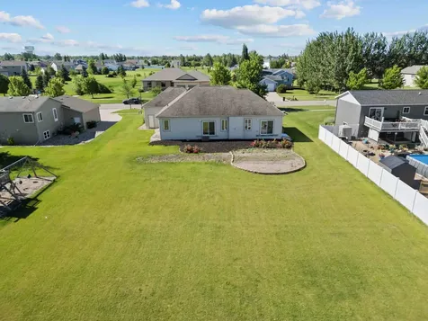 718 N Sedona Drive West Fargo ND 58078