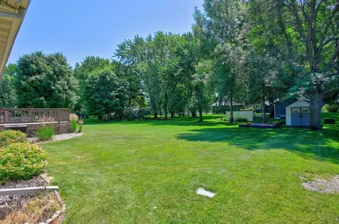 1912 Parkview Road NE Alexandria MN 56308