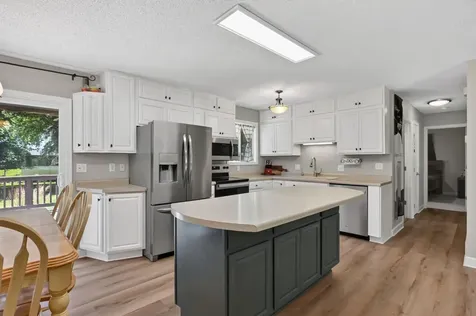 1912 Parkview Road NE Alexandria MN 56308