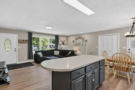 1912 Parkview Road NE Alexandria MN 56308