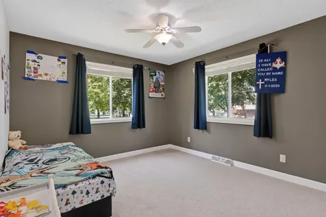 1912 Parkview Road NE Alexandria MN 56308