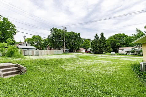706 W Stanton Avenue Fergus Falls MN 56537