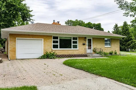 706 W Stanton Avenue Fergus Falls MN 56537