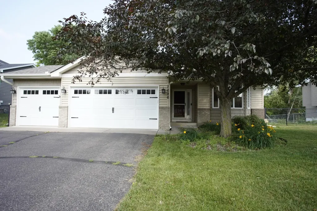 7696 Appaloosa Lane Circle Pines MN 55014
