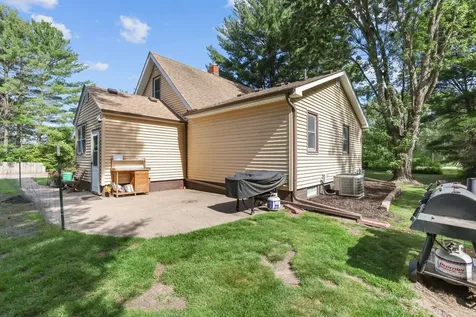 5212 185th Avenue NE Wyoming MN 55092