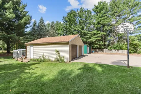 5212 185th Avenue NE Wyoming MN 55092