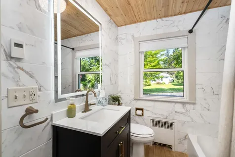 225 N 26th Avenue E Duluth MN 55812