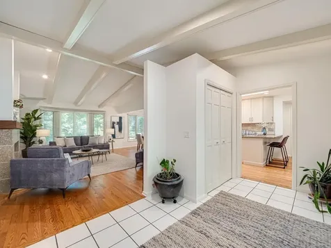 15208 Crown Drive Minnetonka MN 55345