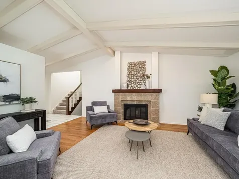 15208 Crown Drive Minnetonka MN 55345