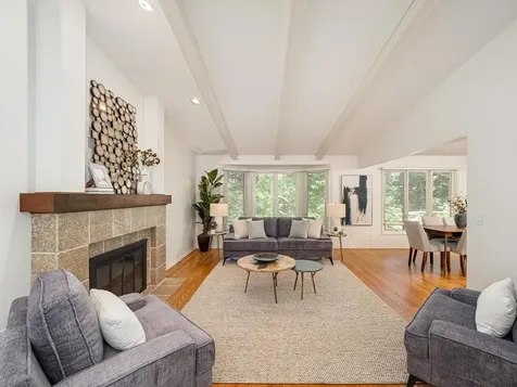 15208 Crown Drive Minnetonka MN 55345