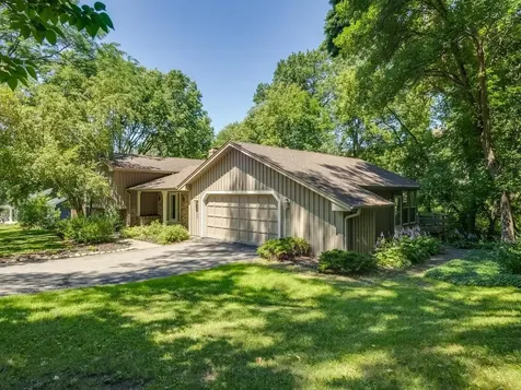 15208 Crown Drive Minnetonka MN 55345