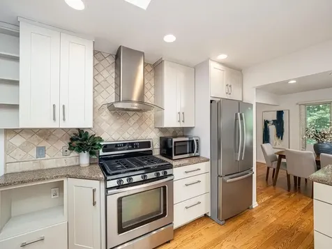 15208 Crown Drive Minnetonka MN 55345