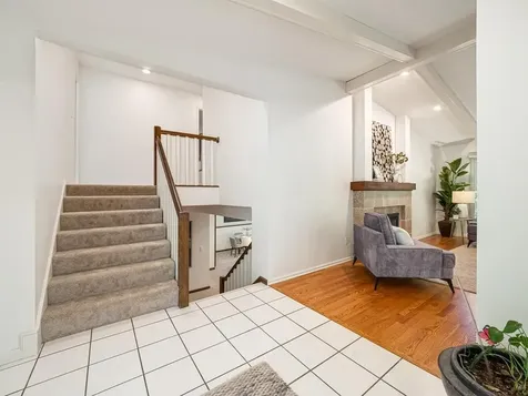 15208 Crown Drive Minnetonka MN 55345