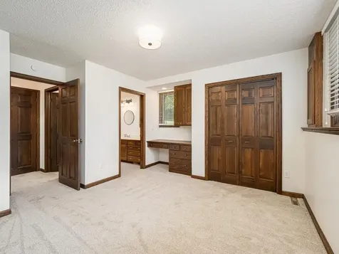 15208 Crown Drive Minnetonka MN 55345