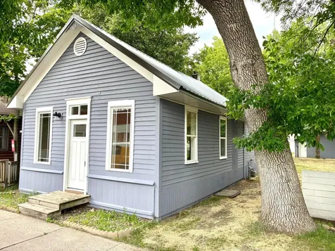 109 Main Street NW Bethel MN 55005